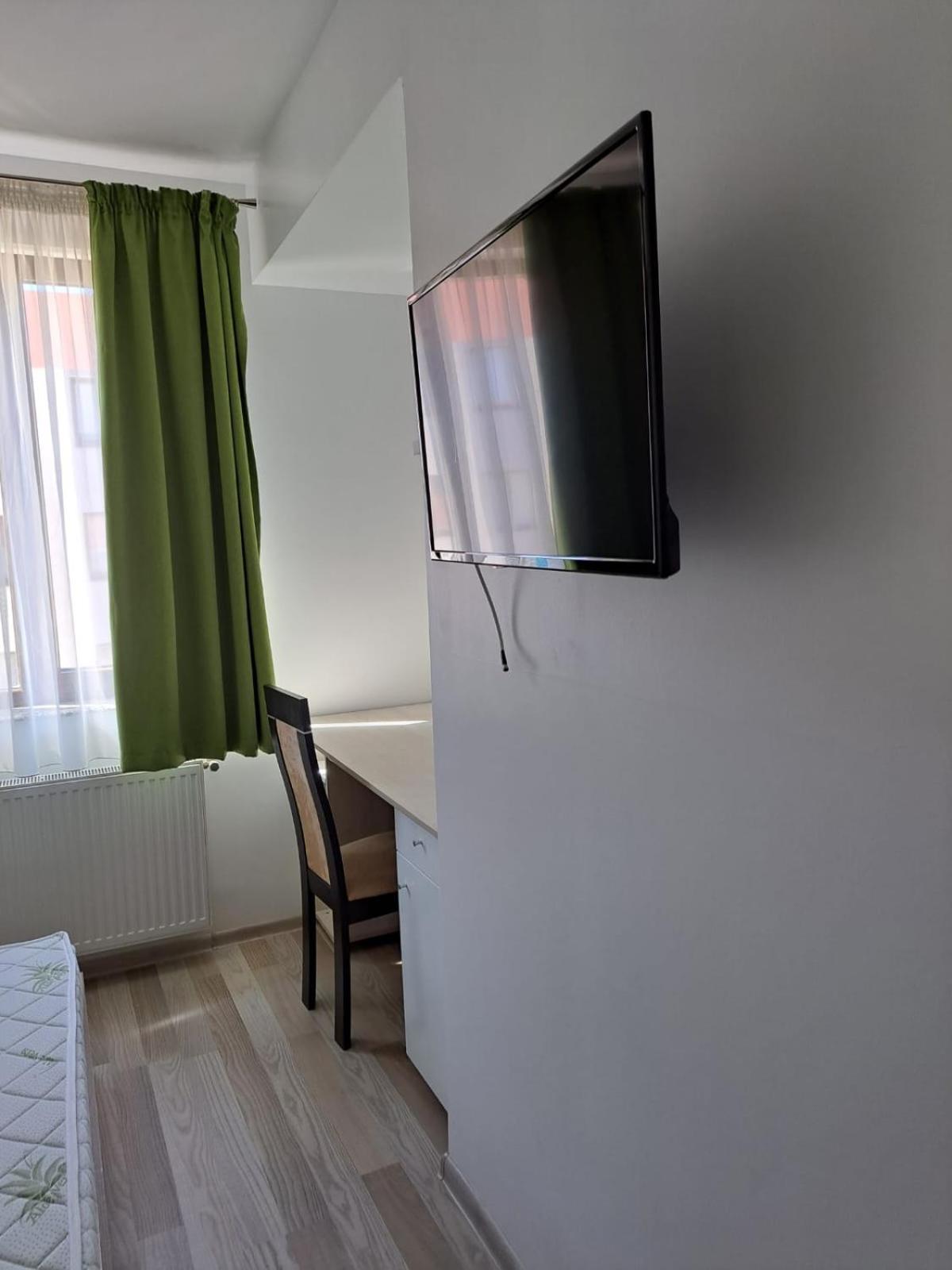 Jad - Comfortable - 3 Isaran Coresi Apartament *